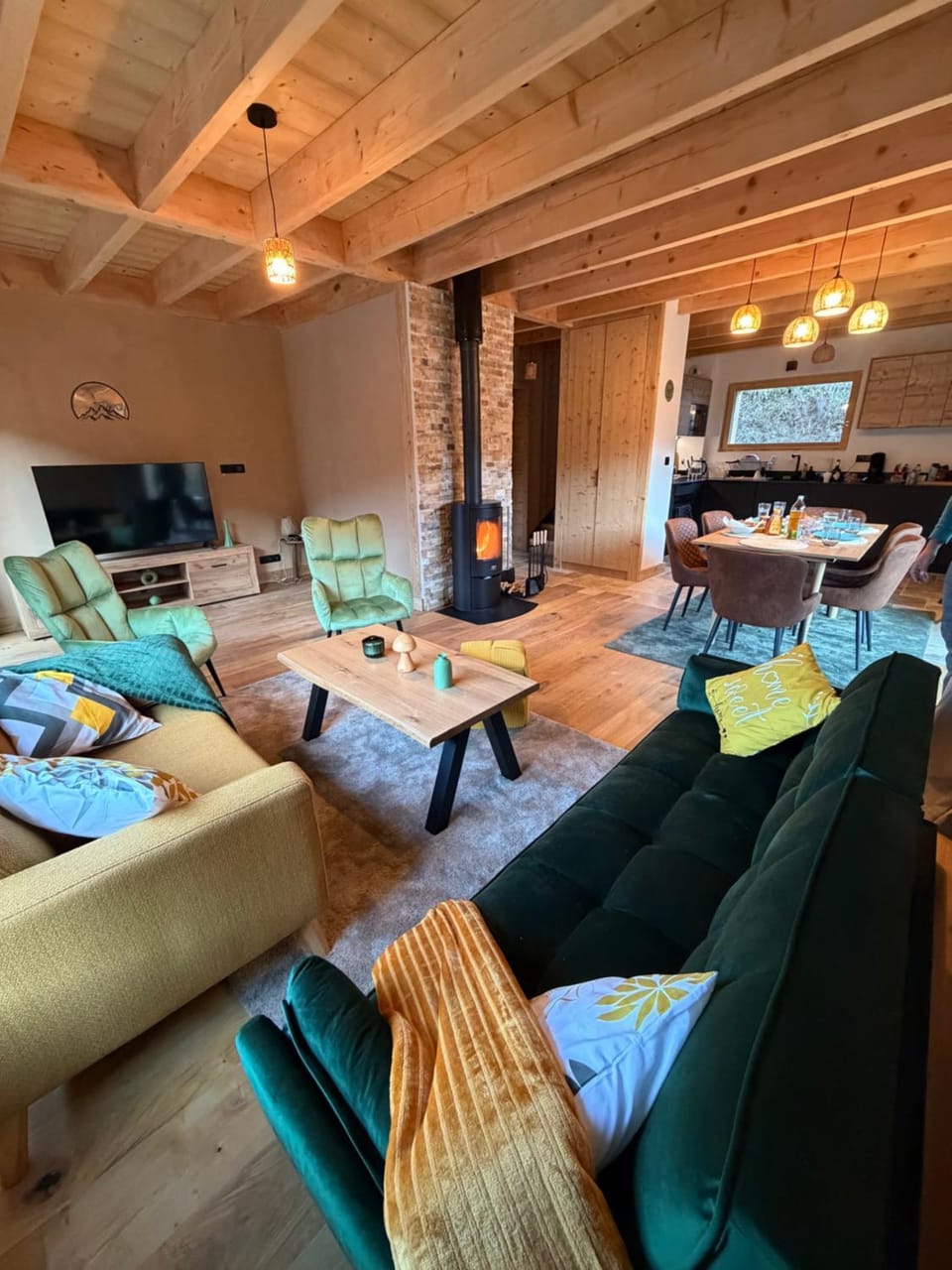 Communal lounge/ TV room, Living room, Decorative detail, fireplace