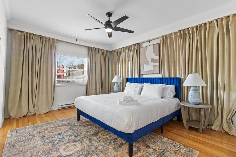Duckworth 2 Kings Penthouse Harbour Vws Apartment in St Johns