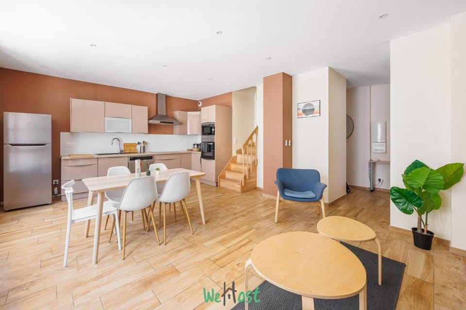Grand T5 lumineux au cœur de Besançon Apartment in Besançon