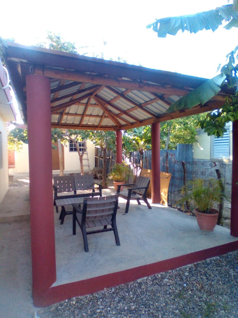 Mi refugio 2 Capsule hotel in Haiti