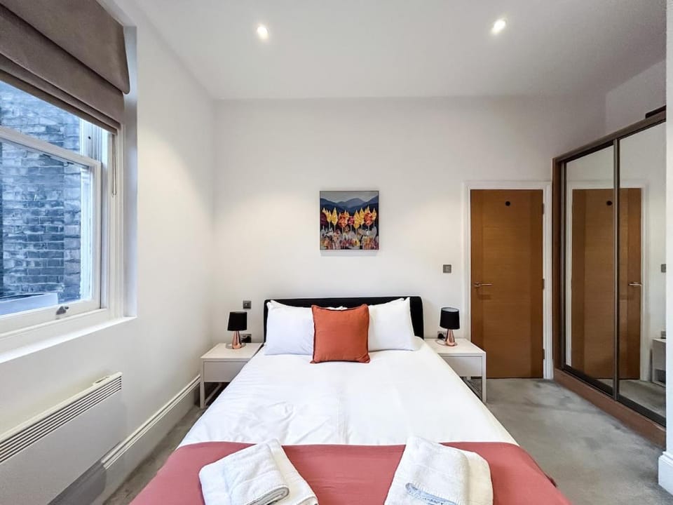 Luxury Soho Apartment R10 Apartment in City of Westminster