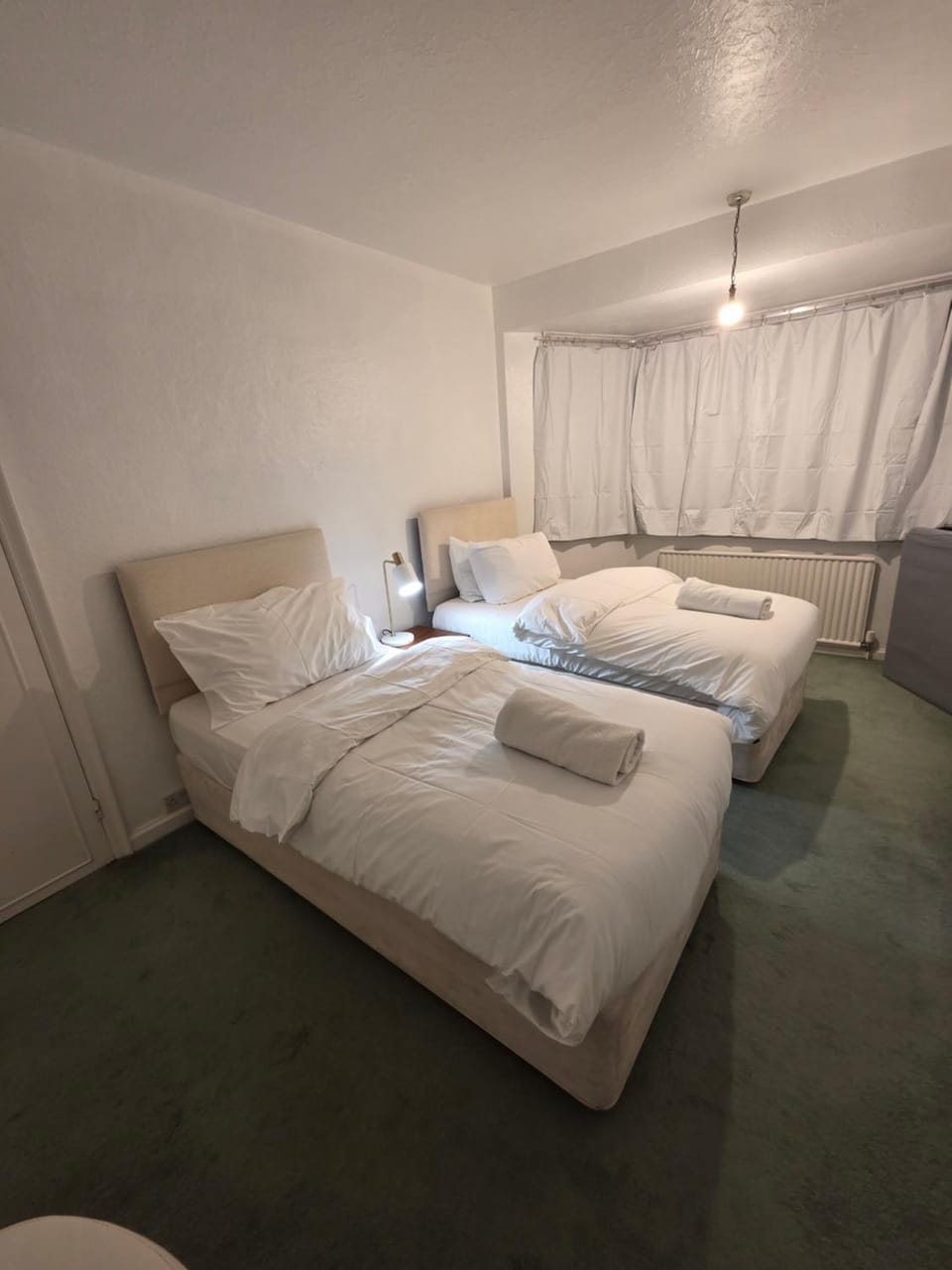 Edgware, Haru Residence 4bed House House in Edgware