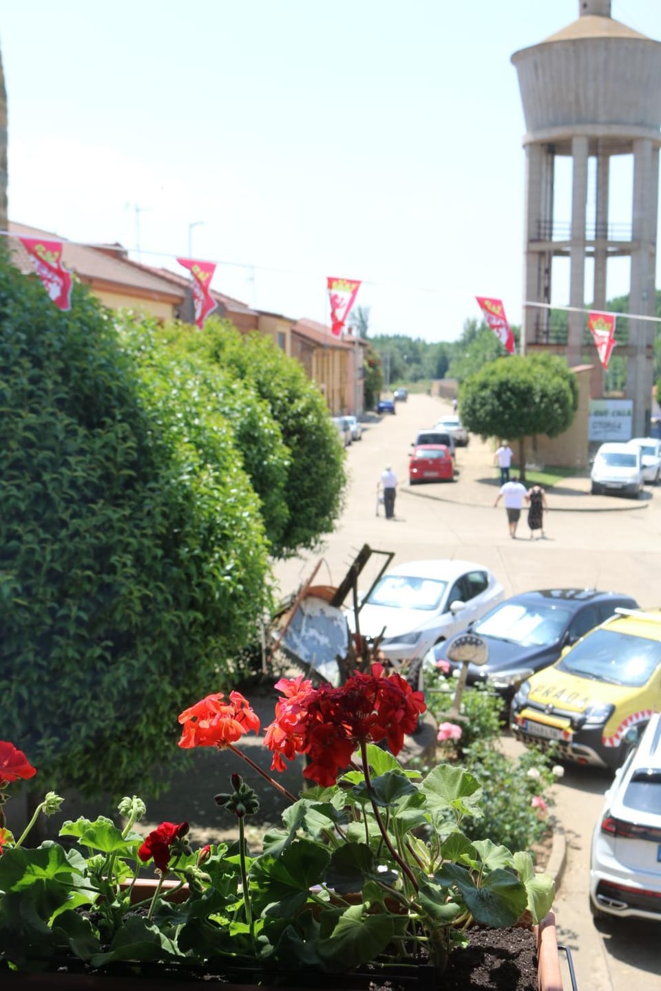 Neighbourhood, Parking