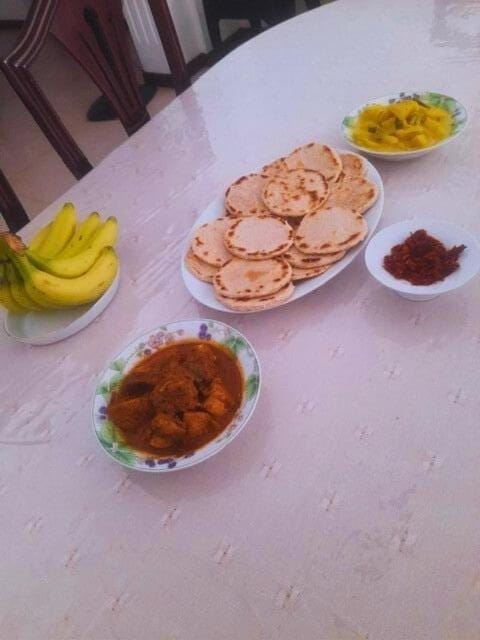 Food and drinks, Food
