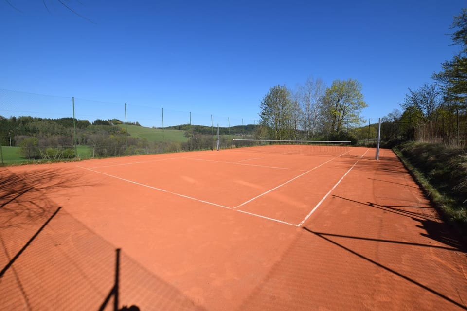 Tennis court