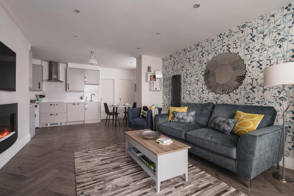 Living room, Dining area, kitchen