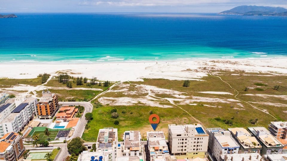 Beachfront apartment in Cabo Frio | RDC 60/302 Apartment in Cabo Frio