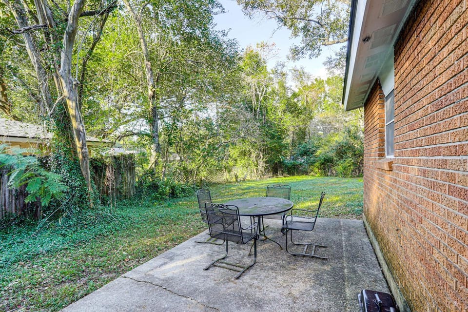 Eacy Access to LSU & Dtwn: Baton Rouge Retreat House in Baton Rouge