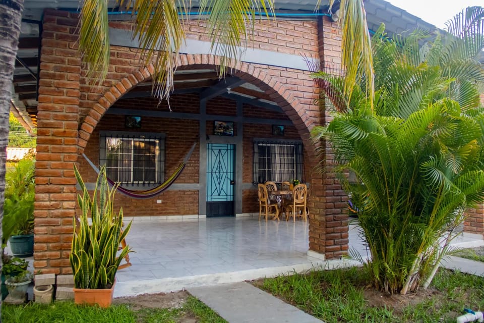 Coco Cabana en Playa San Diego House in La Libertad Department, El Salvador