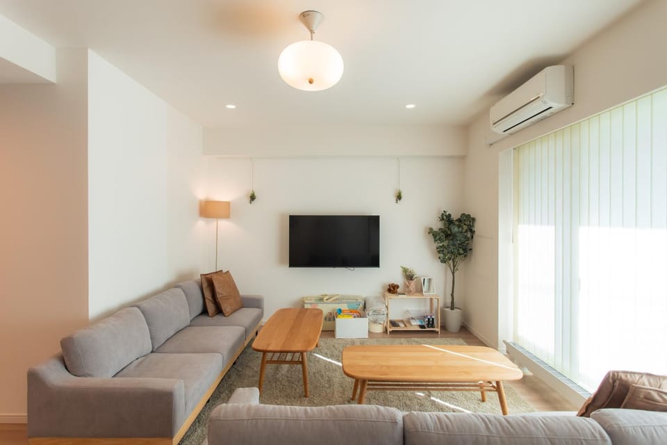 TV and multimedia, Living room, air conditioner