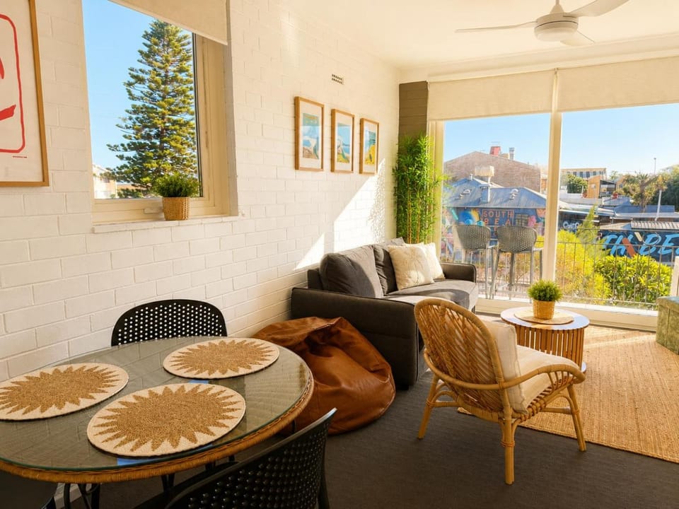 South Beach Sands - close to the beach Apartment in Perth