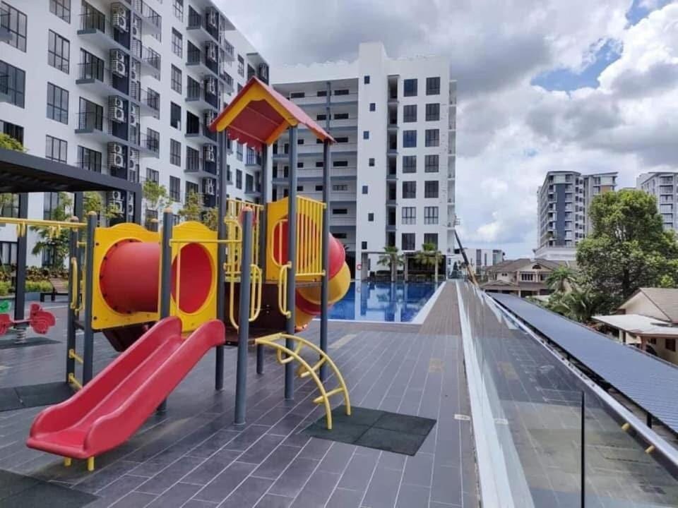 Stay66 Gala 3 Rooms near Airport Apartment in Kuching