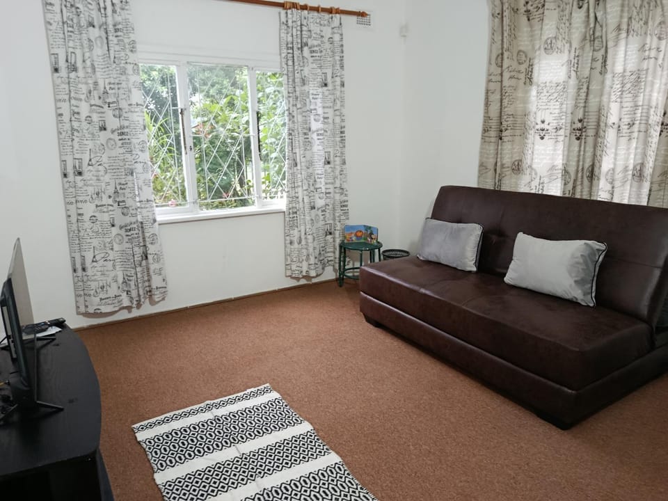 TV and multimedia, Seating area