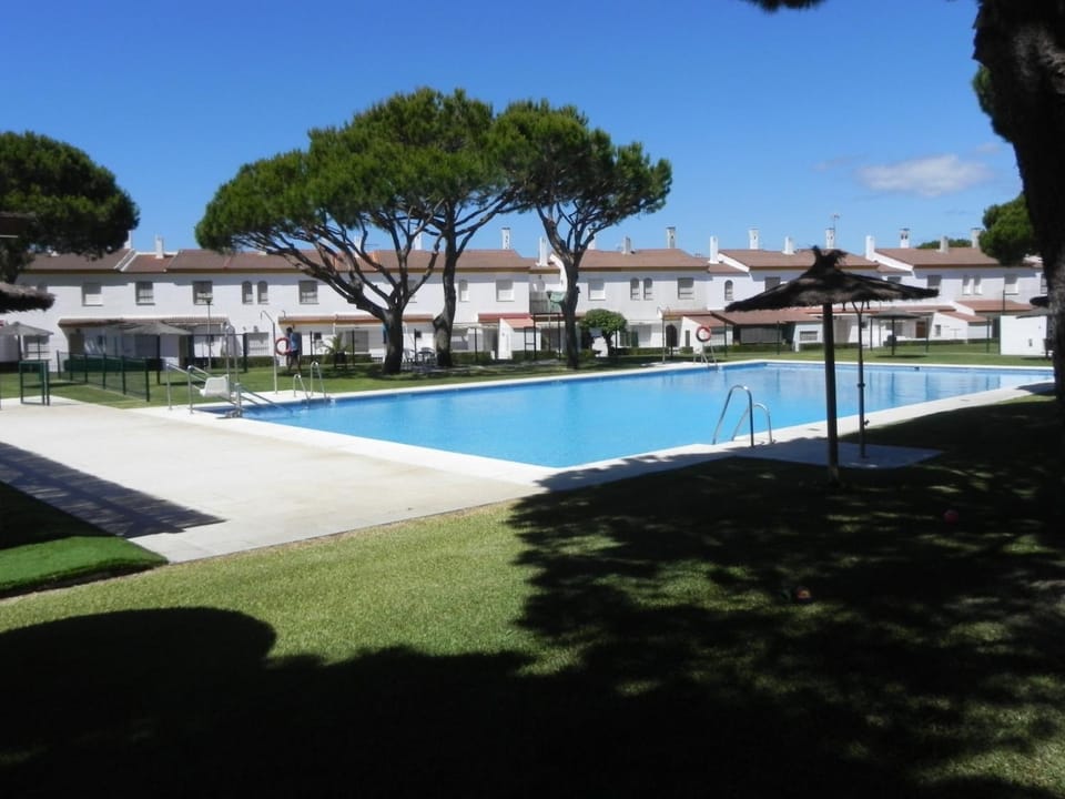 Pool view, Swimming pool, Swimming pool