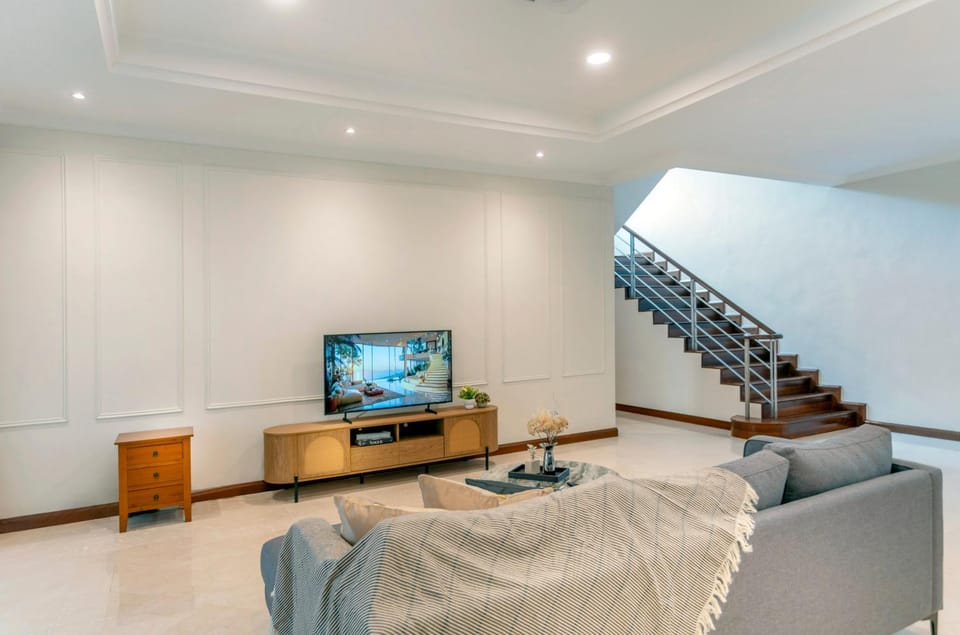 TV and multimedia, Living room