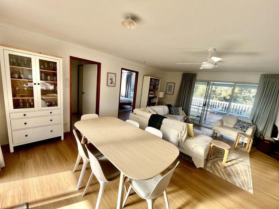 Ollie's Beach House House in Venus Bay