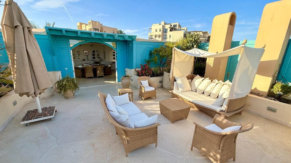 Day, View (from property/room), Balcony/Terrace, Balcony/Terrace, Seating area, Entertainment, sunbed