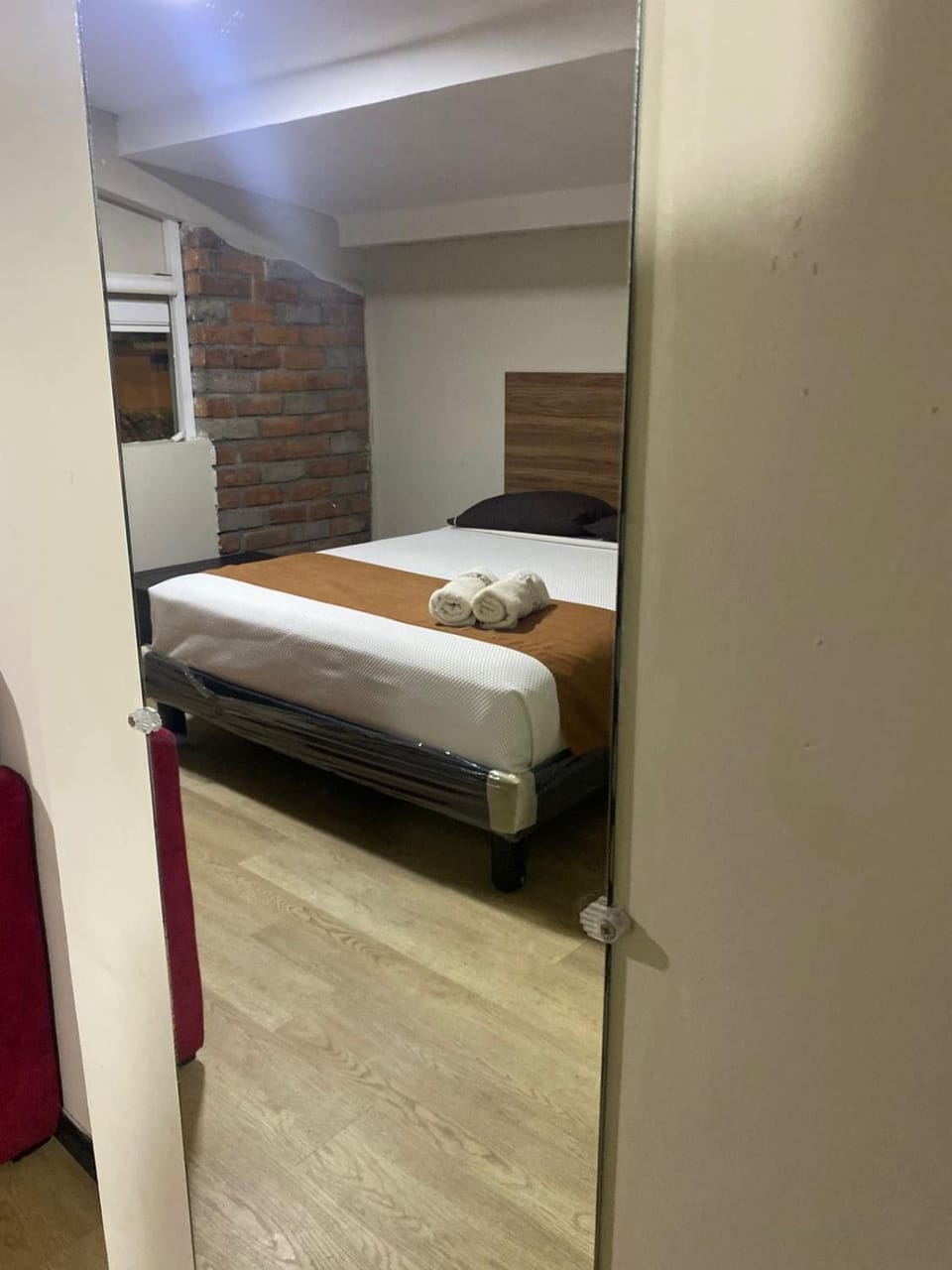 Suite In Gran Colombia 20-33 Next to the tram Apartment in Cuenca