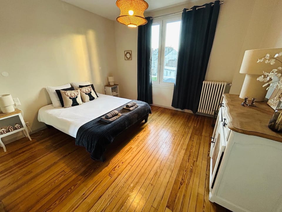 Le 5 - Spacieux 3 pièces Caen Centre Le Port Apartment in Caen