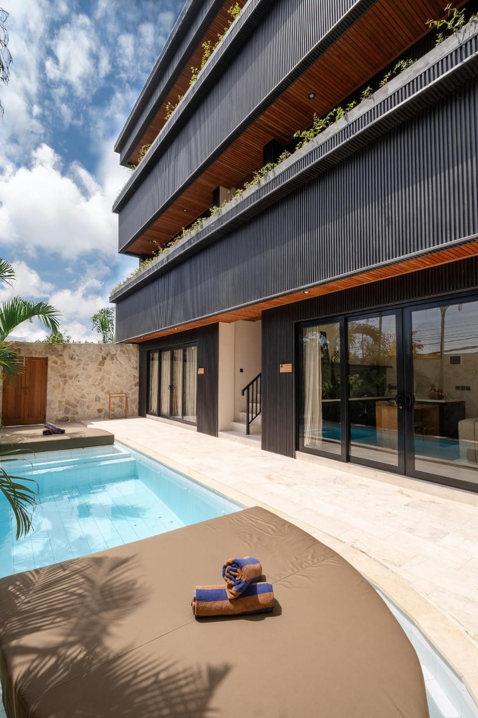 Property building, Swimming pool