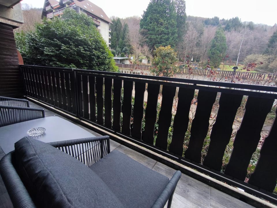 Day, View (from property/room), Balcony/Terrace, Seating area
