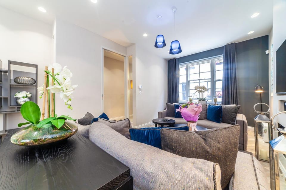 Luxury 3BR Flat, 5min Oxford Circus Apartment in London Borough of Islington