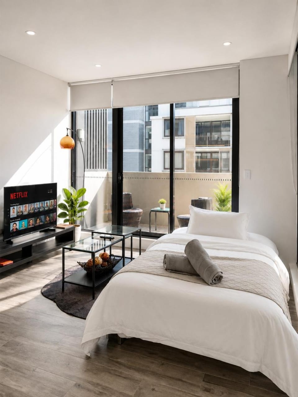 Bed, TV and multimedia, Balcony/Terrace, Balcony/Terrace, Living room, Seating area, towels