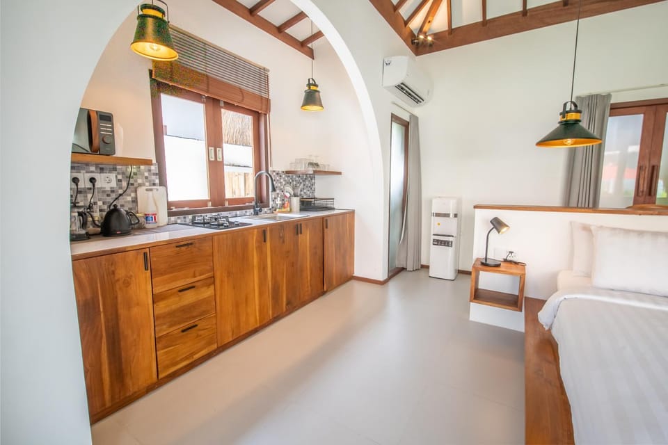 Kitchen or kitchenette, air conditioner