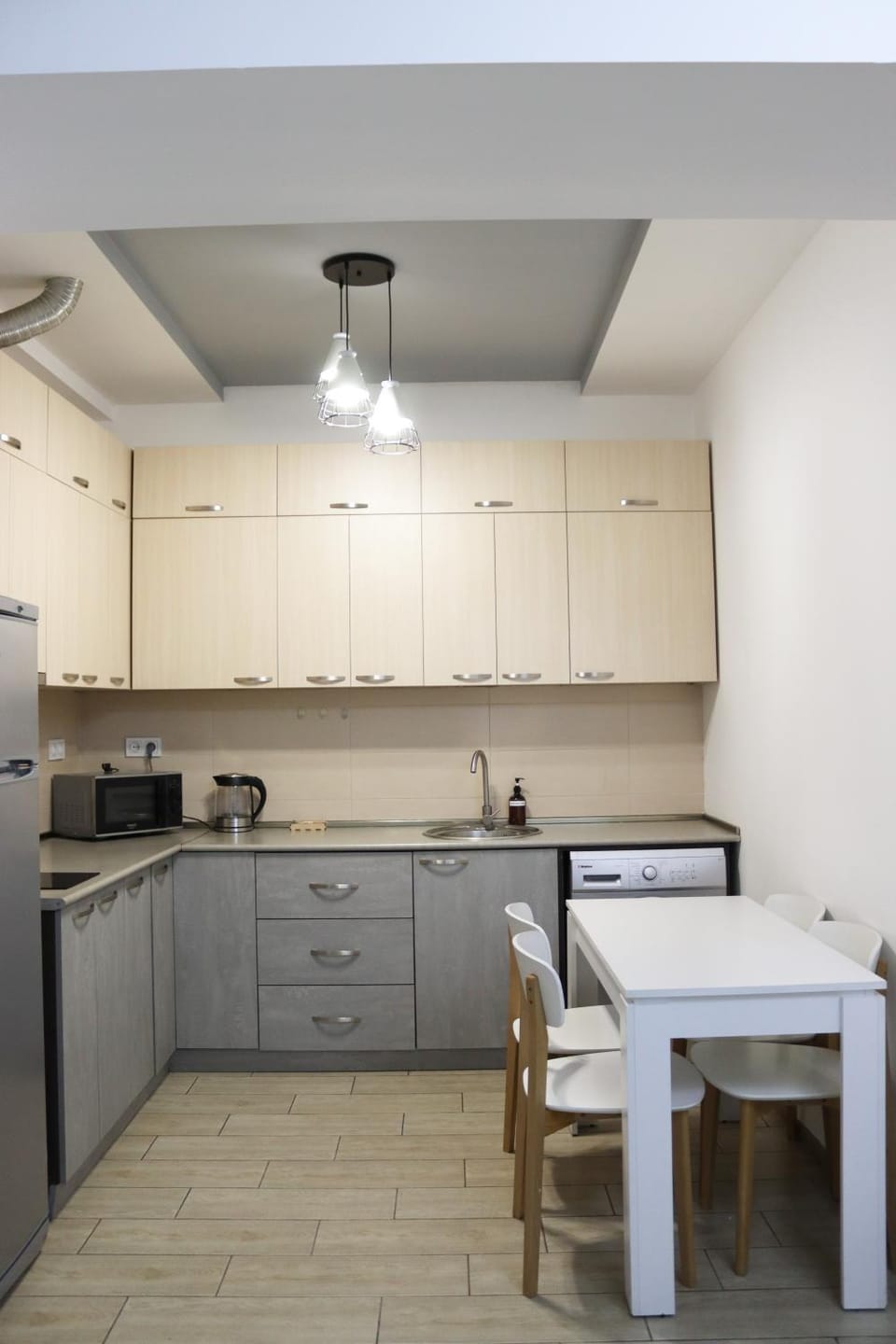 Kitchen or kitchenette, oven