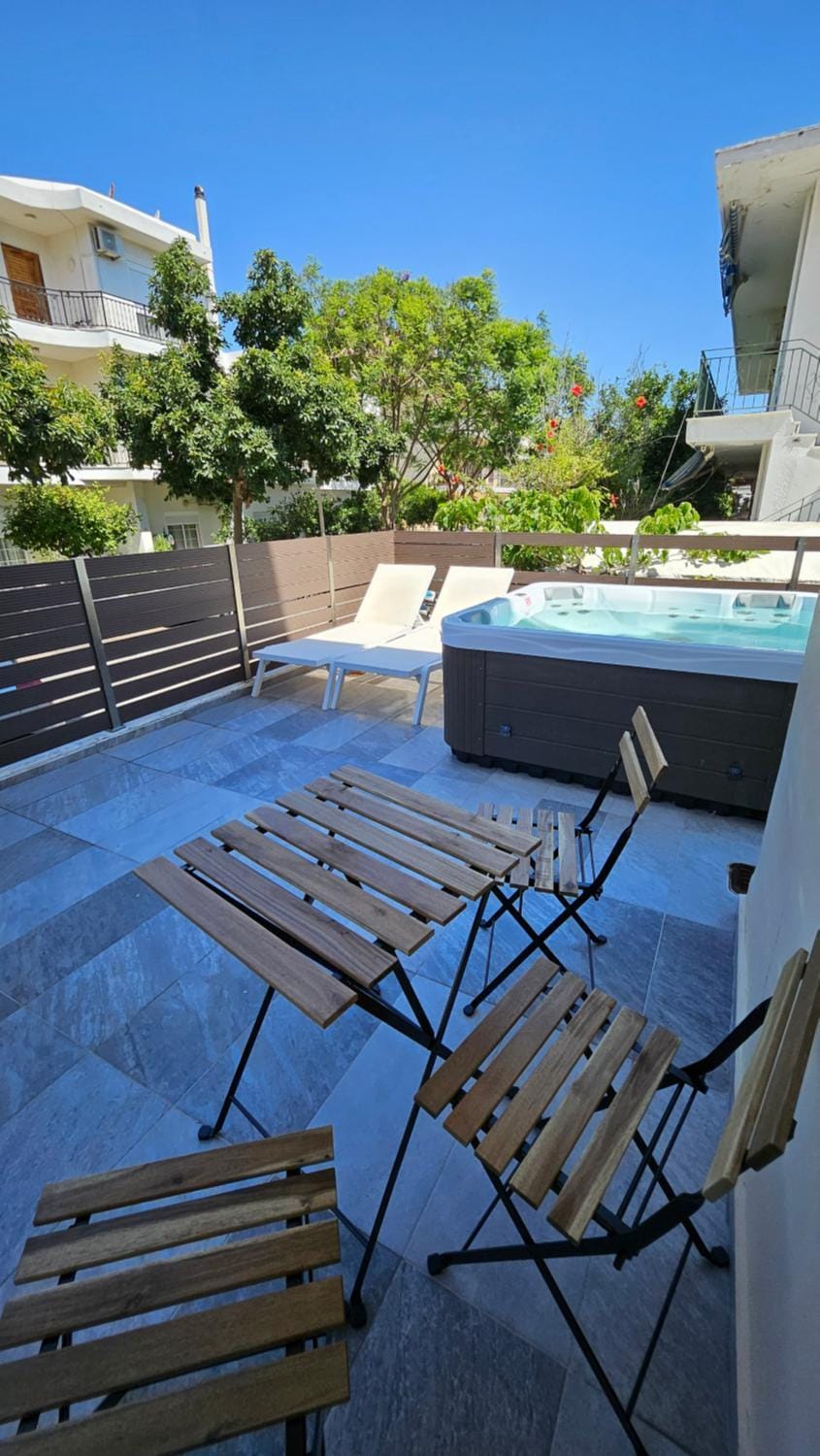 Patio, Day, View (from property/room), Balcony/Terrace, Pool view, sunbed