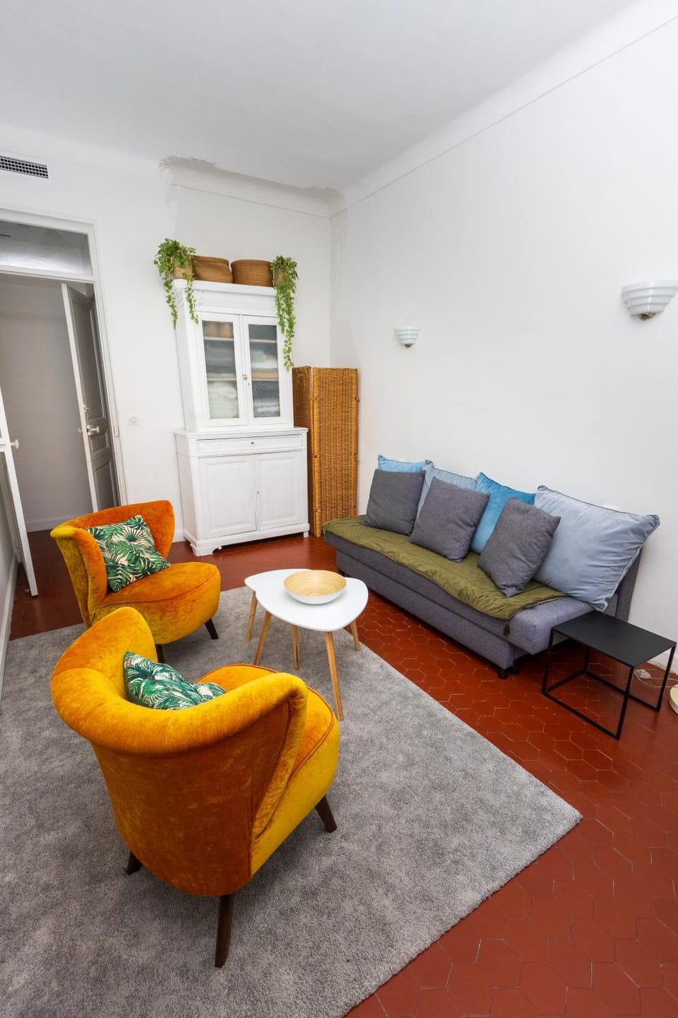 Maison Toesca - Old charm & sunny balcony Apartment in Cannes
