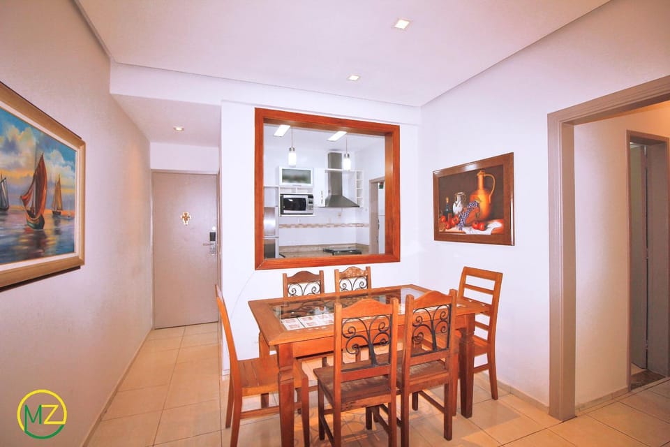Bom 3 quartos no posto 6 com vaga de garagem Apartment in Rio de Janeiro