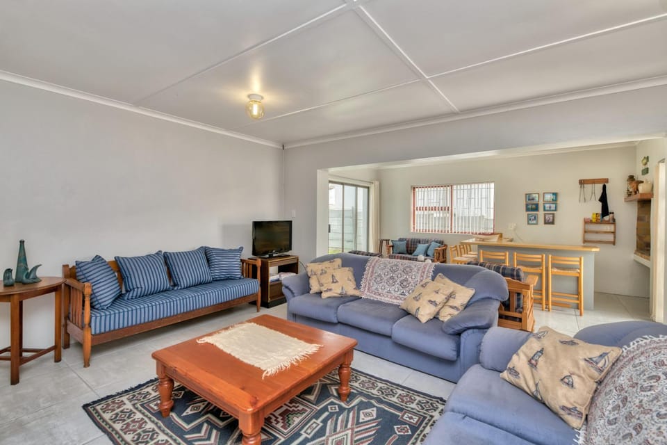 Marlyn 32 House in Western Cape