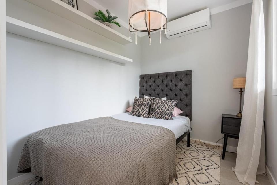 Modern ground floor with private garden in Nueva Andalucía Apartment in Marbella