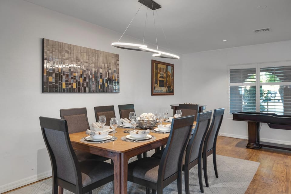 Spacious Palm Oasis House in Tempe