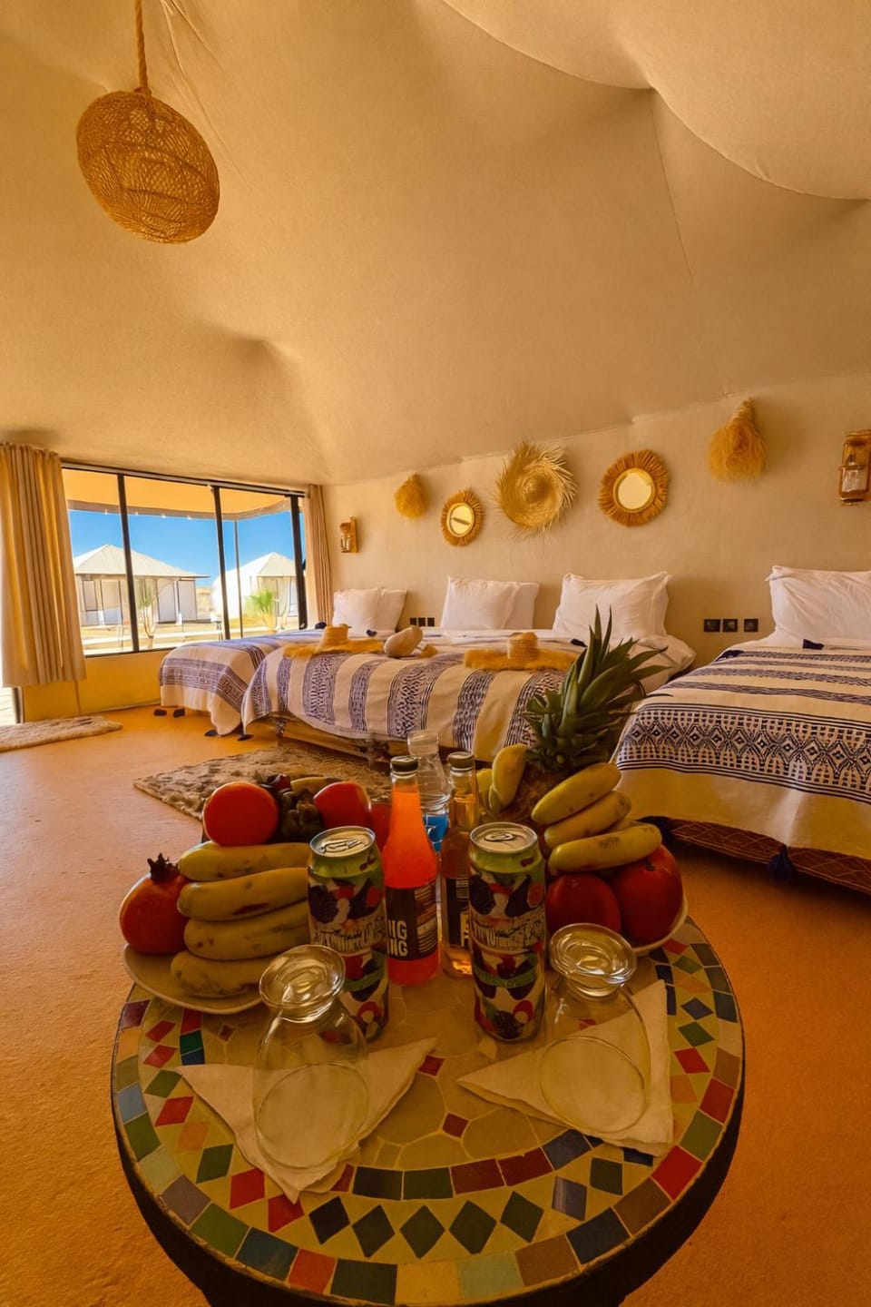 Bed, Photo of the whole room, Seating area, Bedroom