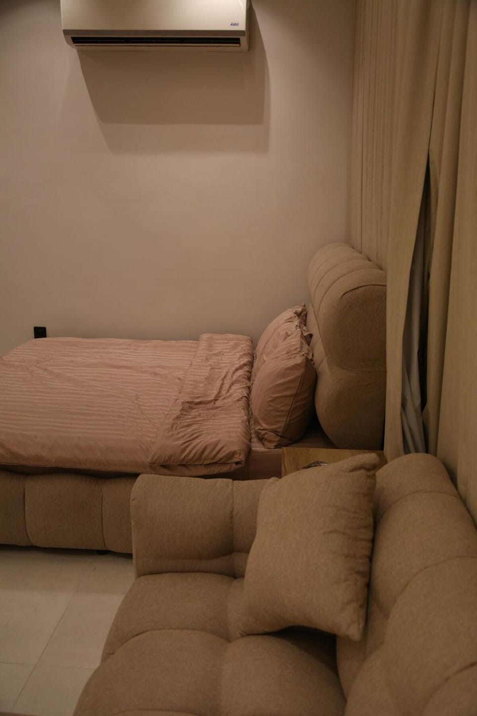 استديو انيق قريب من المطار والبوليفارد Apartment in Riyadh