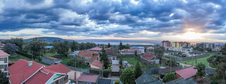 Property building, Day, Natural landscape, Bird's eye view, City view, Sunset