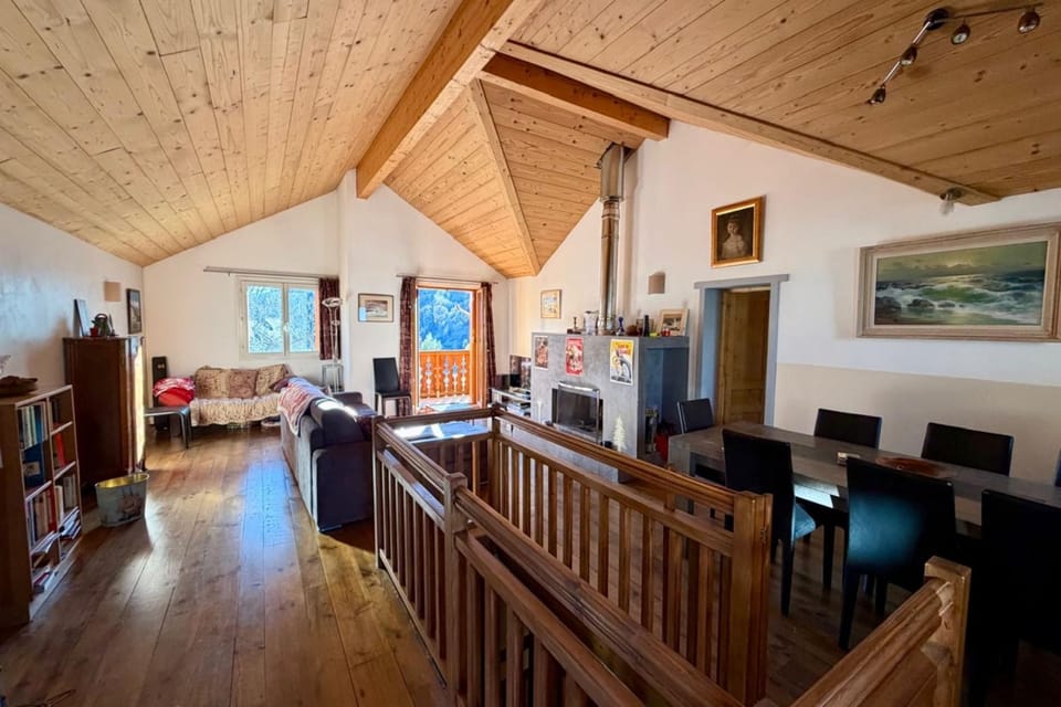 Charming and bright cottage in Briançon Chalet in Briançon