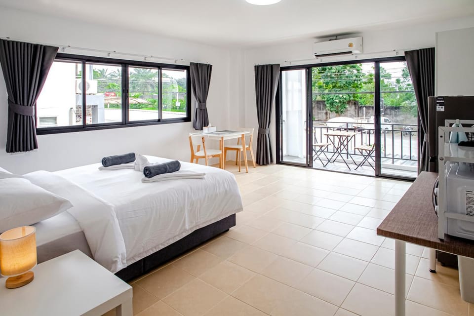 Stay White Orchid Bed and Breakfast in Krabi Changwat