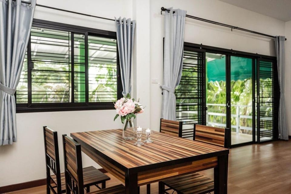 Balcony/Terrace, Dining area
