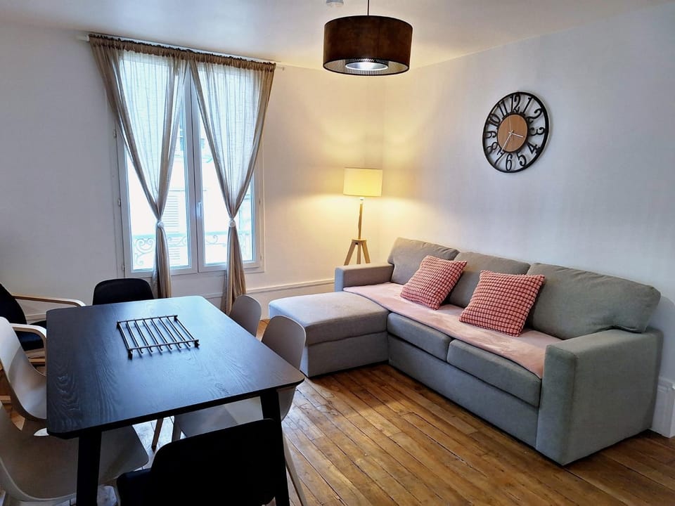Bed, TV and multimedia, Seating area, Dining area, internet, internet