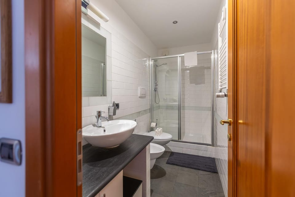 White Taranto Apartment Apartment in Rome