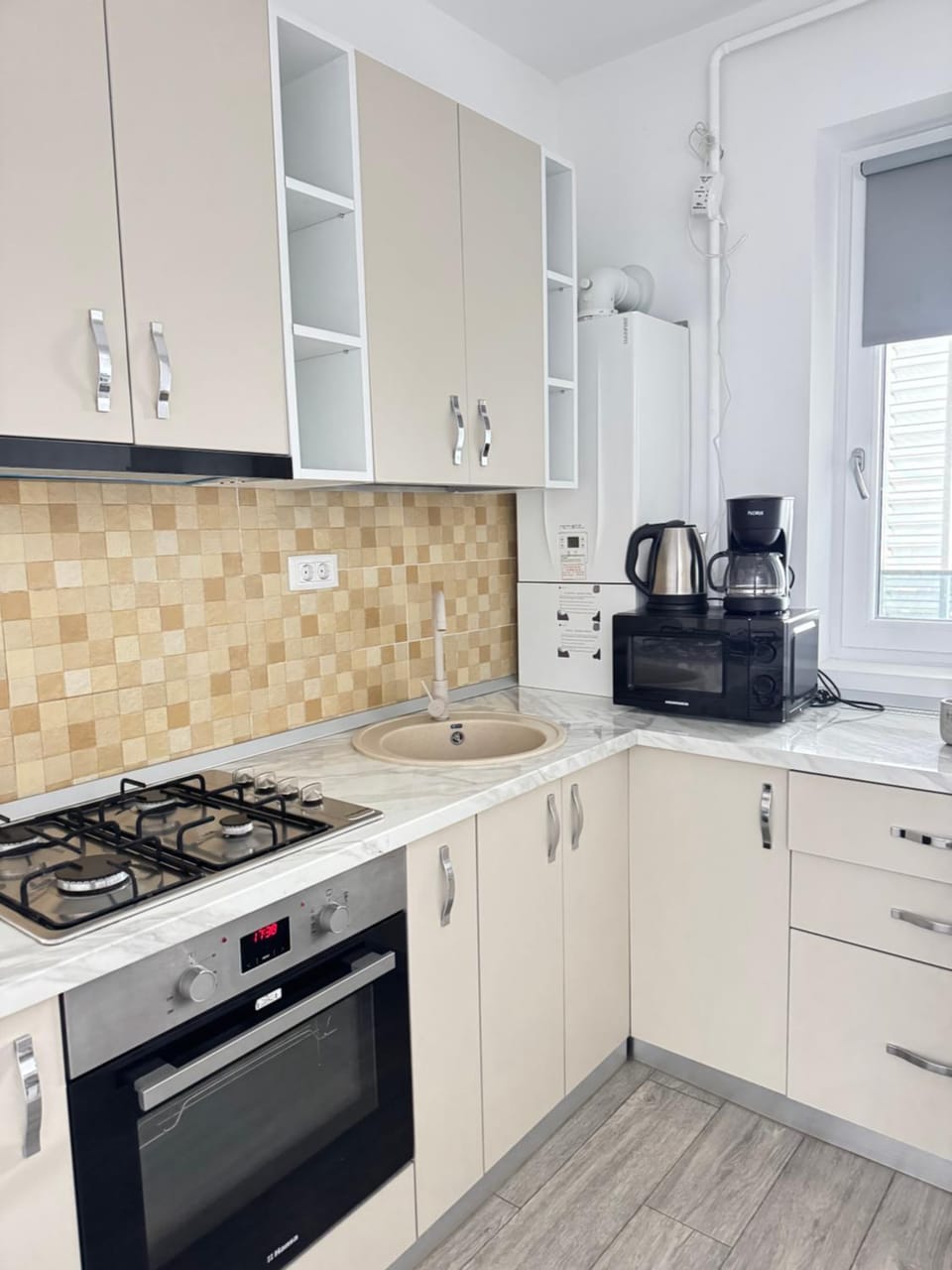 Coffee/tea facilities, Kitchen or kitchenette, dishwasher, minibar, pet friendly, stove, toaster