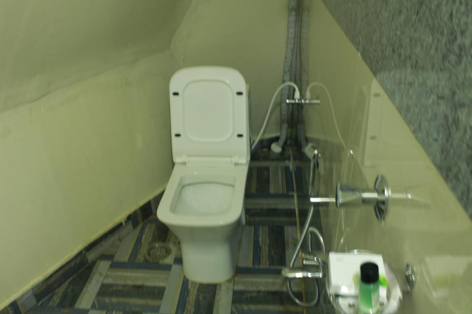 Toilet, Bathroom