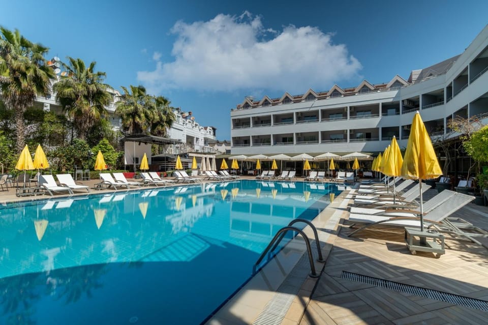 Pool view, Swimming pool, Swimming pool