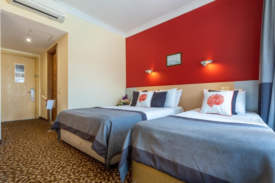Kemer Grand Viking Resort Hotel All-Inclusive Hotel in Antalya Province