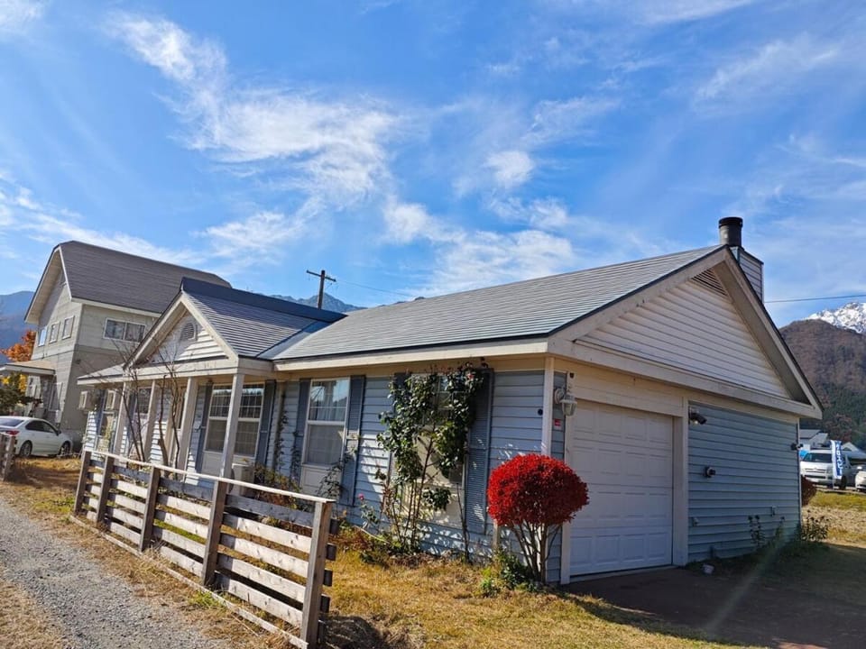 The Blue Lodge House in Hakuba