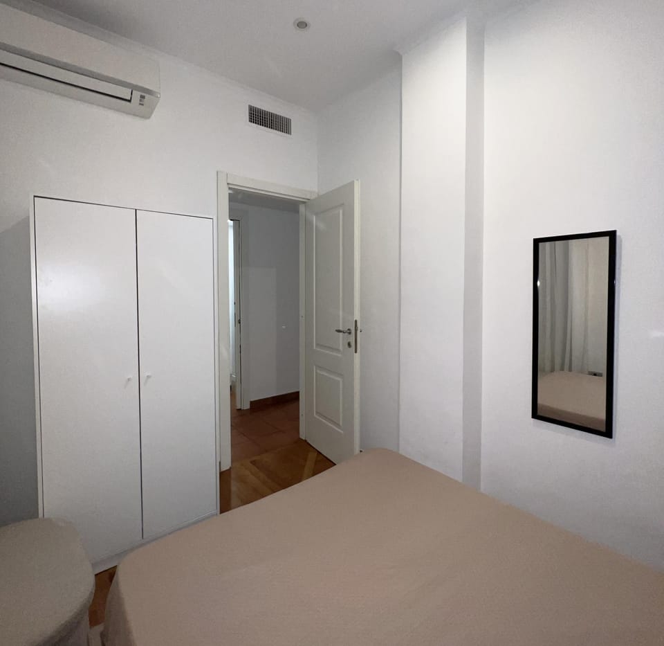 Home SWEET HOME Villa borghese Apartment in Rome