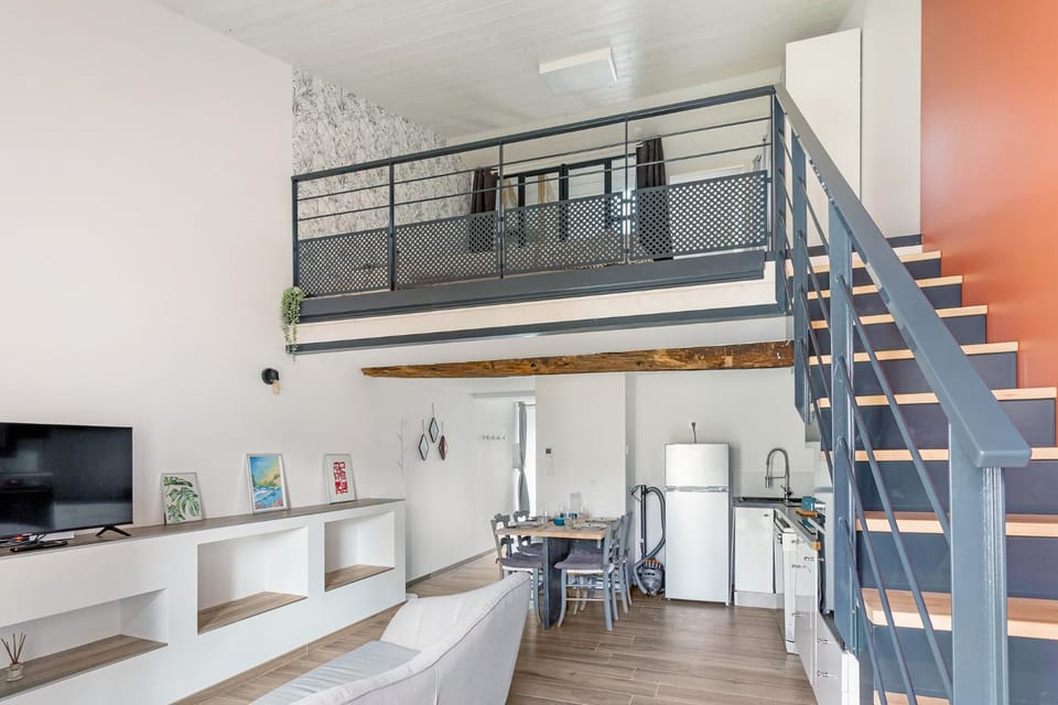 TV and multimedia, Kitchen or kitchenette, Dining area, oven
